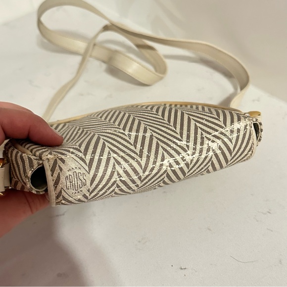 Vintage Mark Cross Pebbled Leather Crossbody Purse, Chevron - Picture 11 of 12